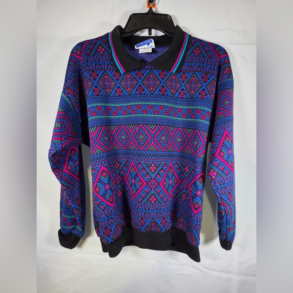 Cape Cod Sportswear Crewneck Sweater with Geometric Patterns Size Small RN 39646